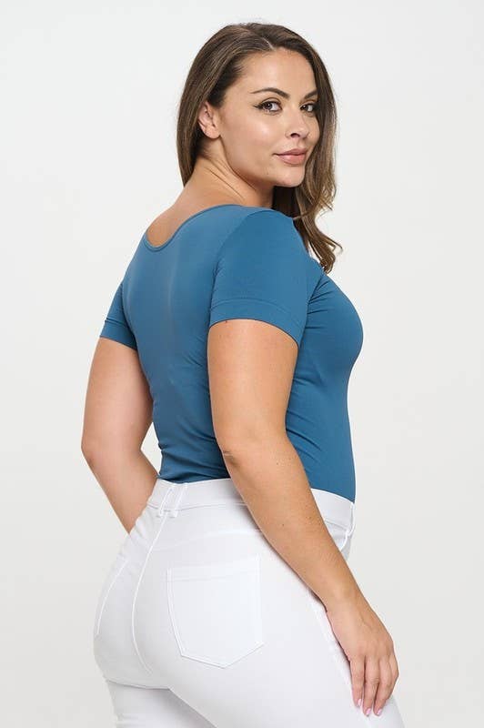 Seamless Reversible V-Neck Short Sleeve Top