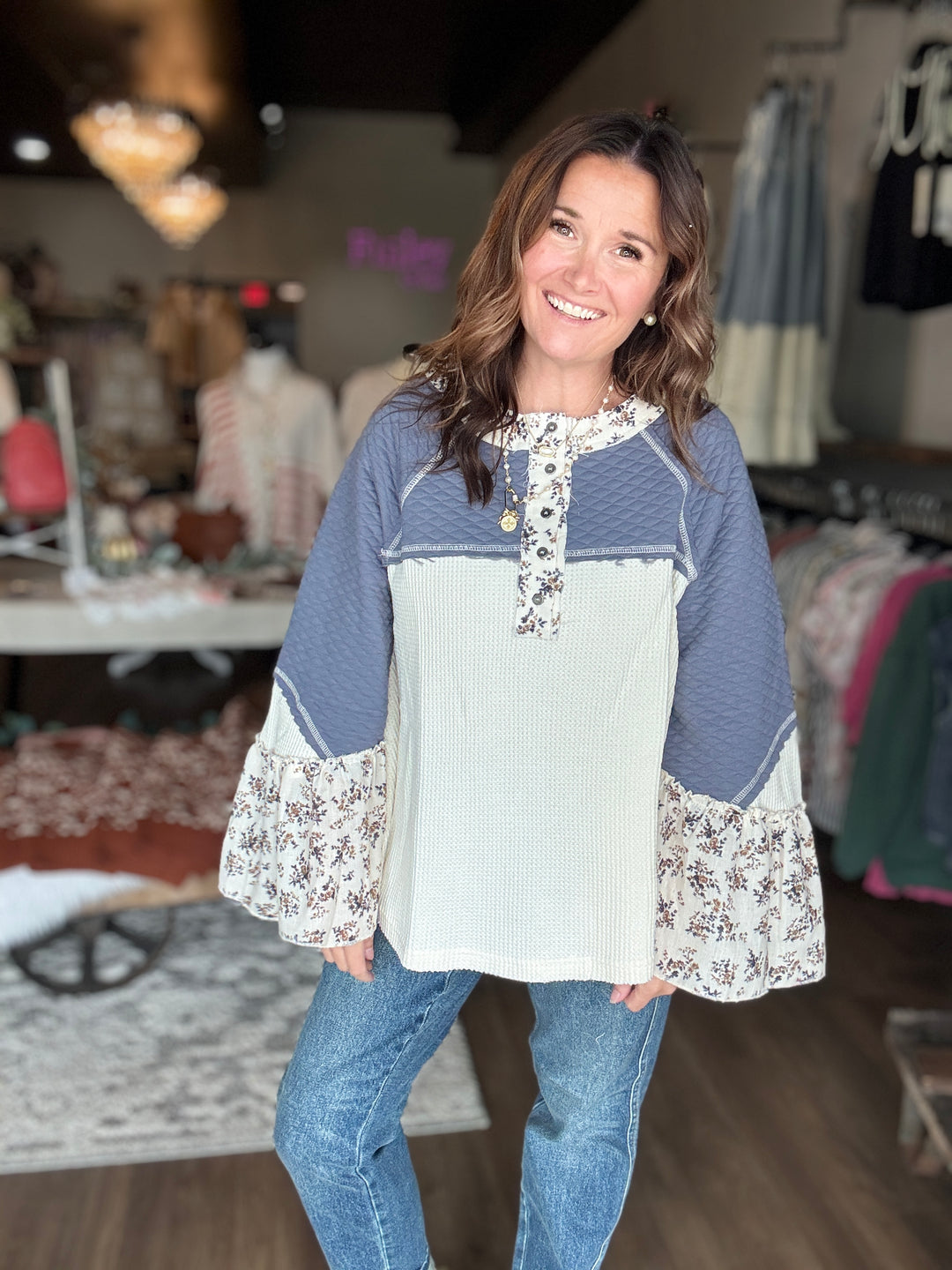 POL Quilted Ruffle Sleeve Top