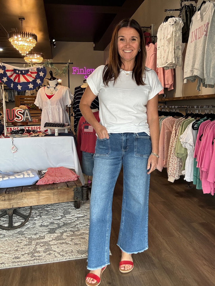 Lovervet Wide Leg Raw Hem Ankle Jeans