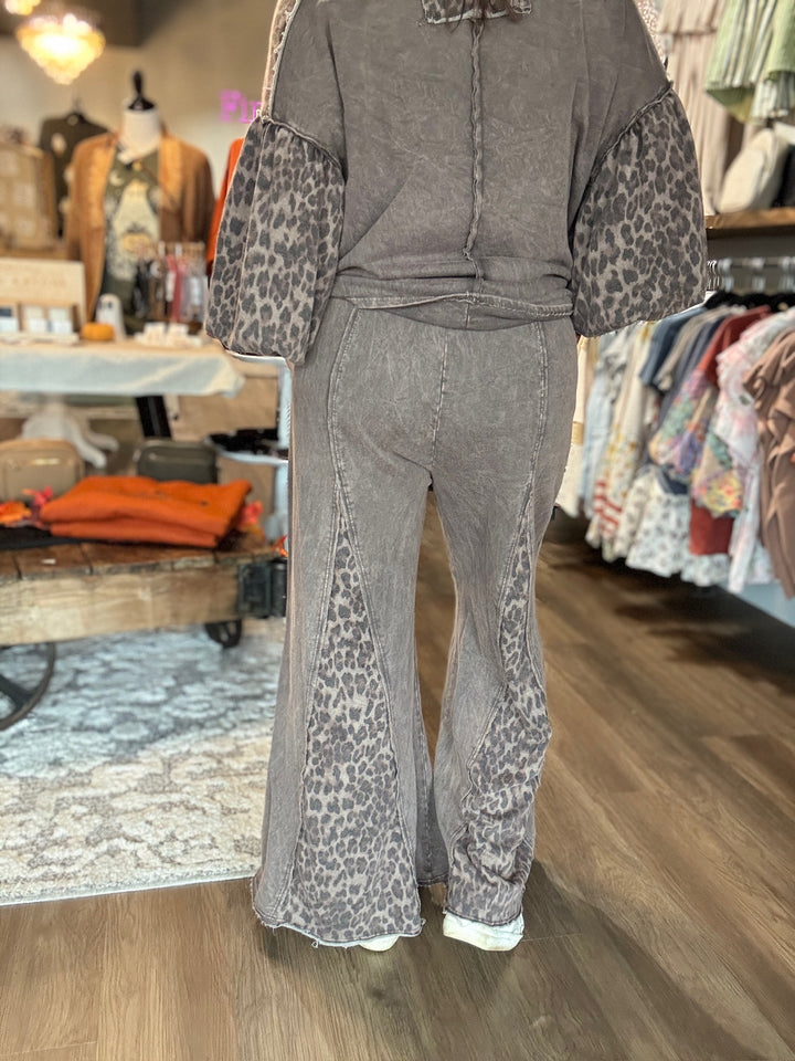 Brown Leopard Wide Leg Sweatpants