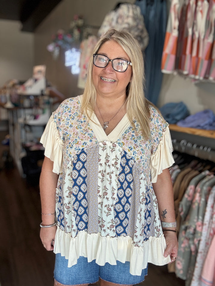 POL Ruffled Hem Printed V-Neck Short Sleeve Blouse