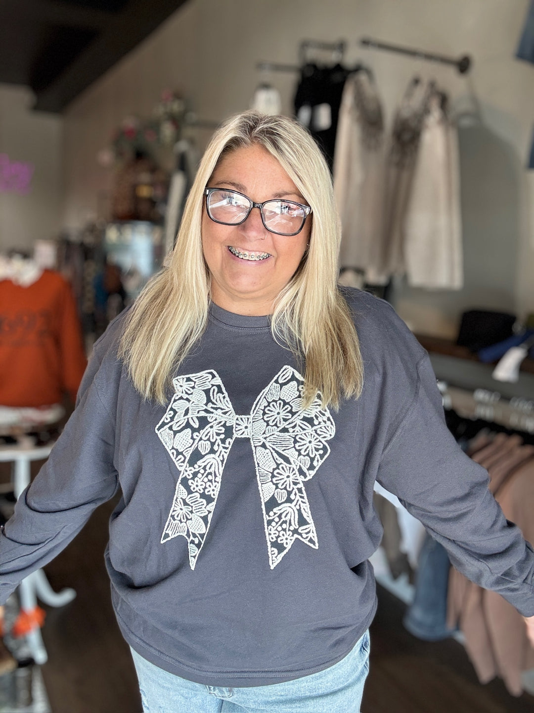 Textured Bow Sweatshirt