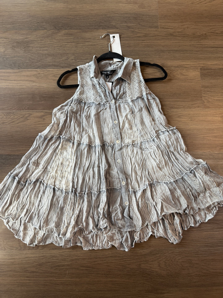 Young Thread Mystery Box Item