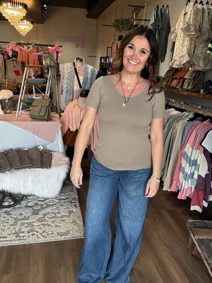 Seamless Reversible Short Sleeve Top