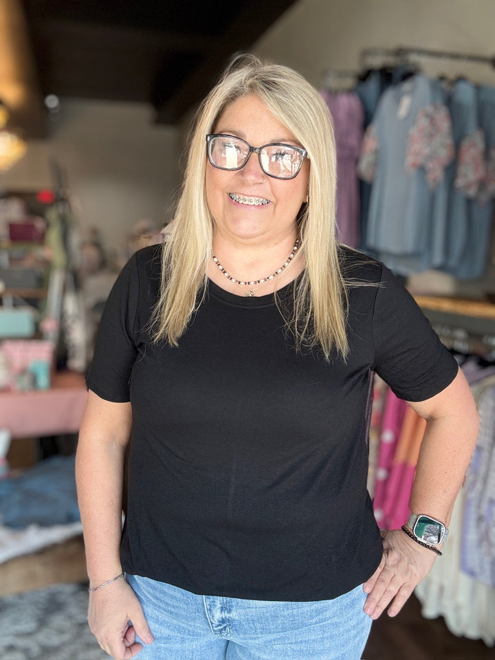Short Sleeve Rounded Hem Tee