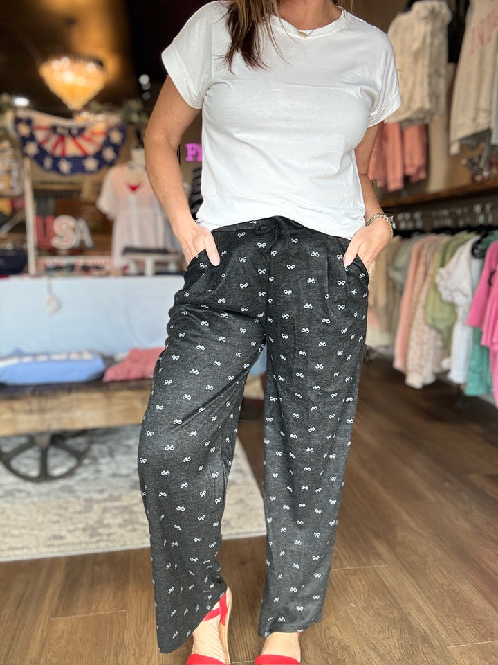 Black Ribbon Print Casual Pants