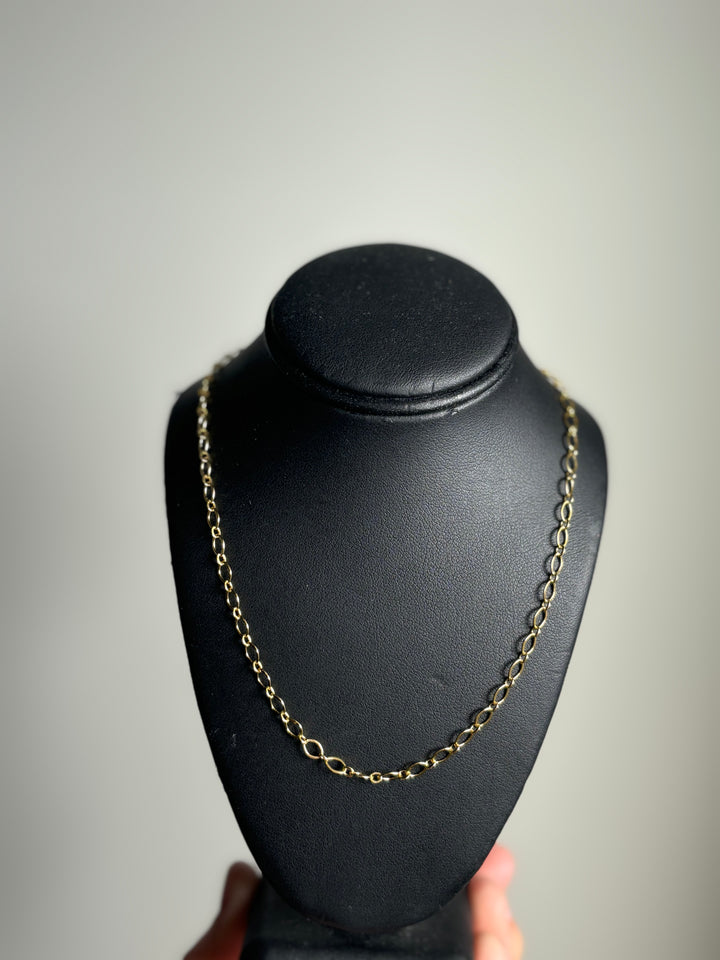 Gold Oval Loop Necklace