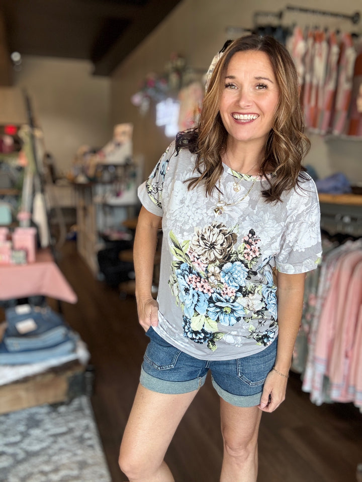 BOMBOM Floral Round Neck Short Sleeve T-Shirt