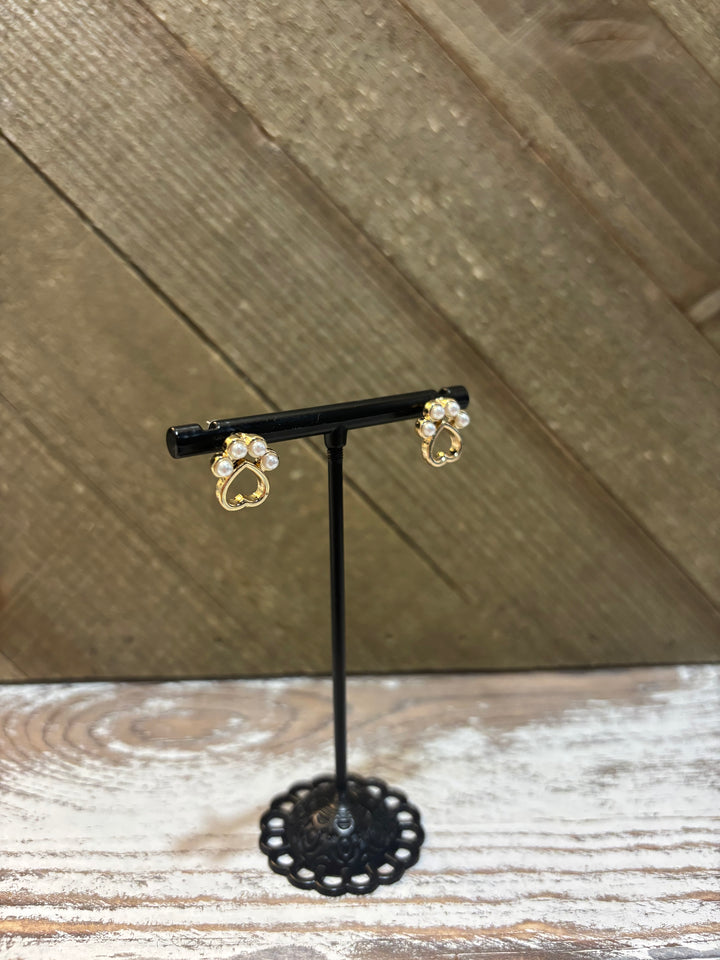 Pearl Paw Gold Stud Earring