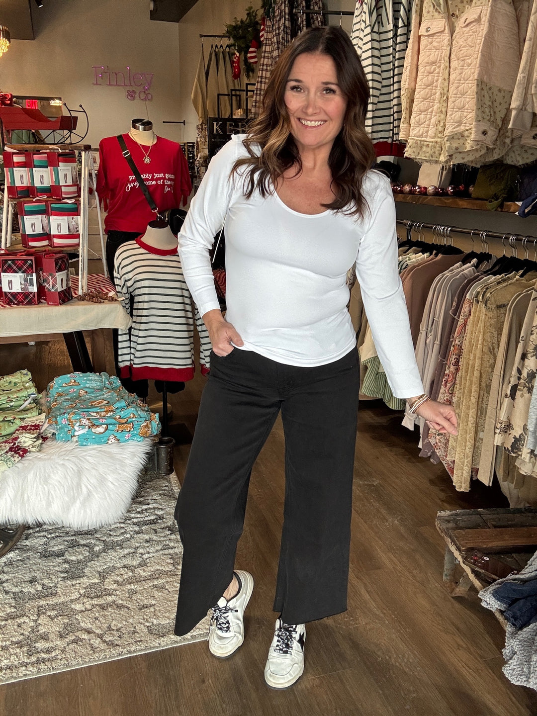 Lovervet Black Crop Wide Leg Raw Hem Jeans