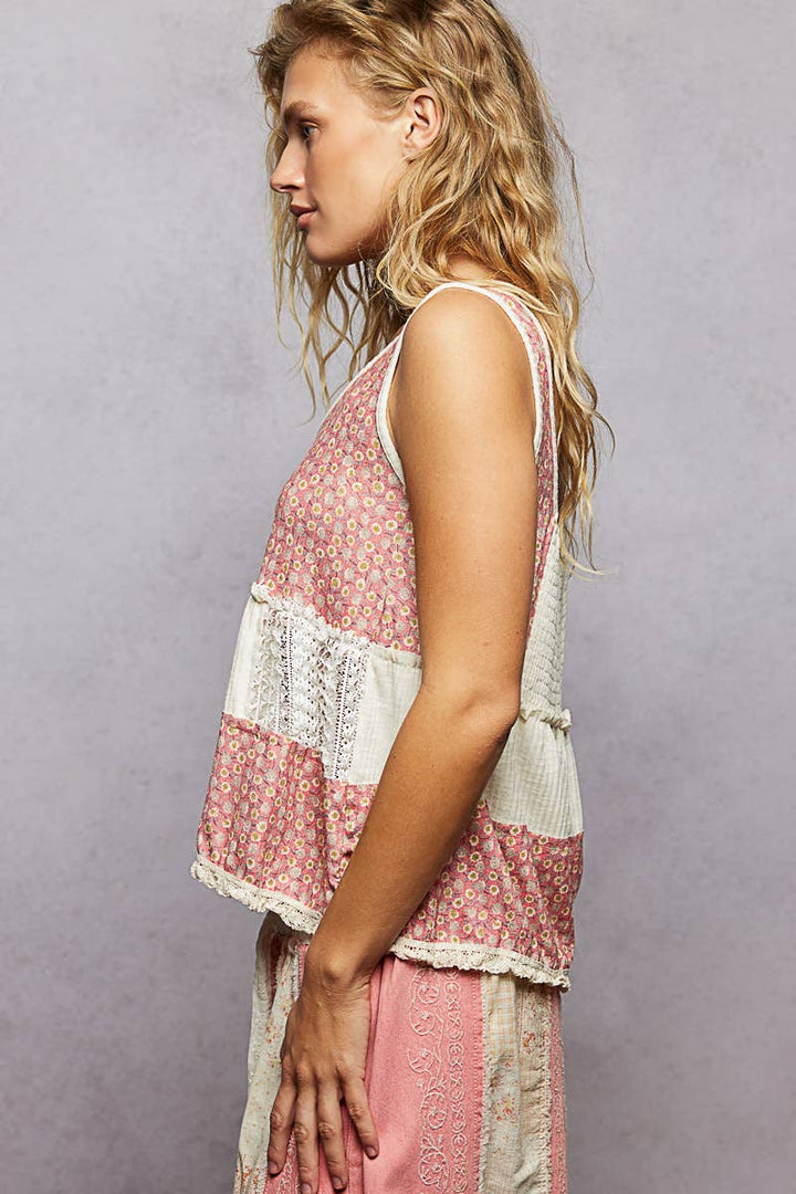 Floral Print Lace Round Contrast Neck Sleeveless Top