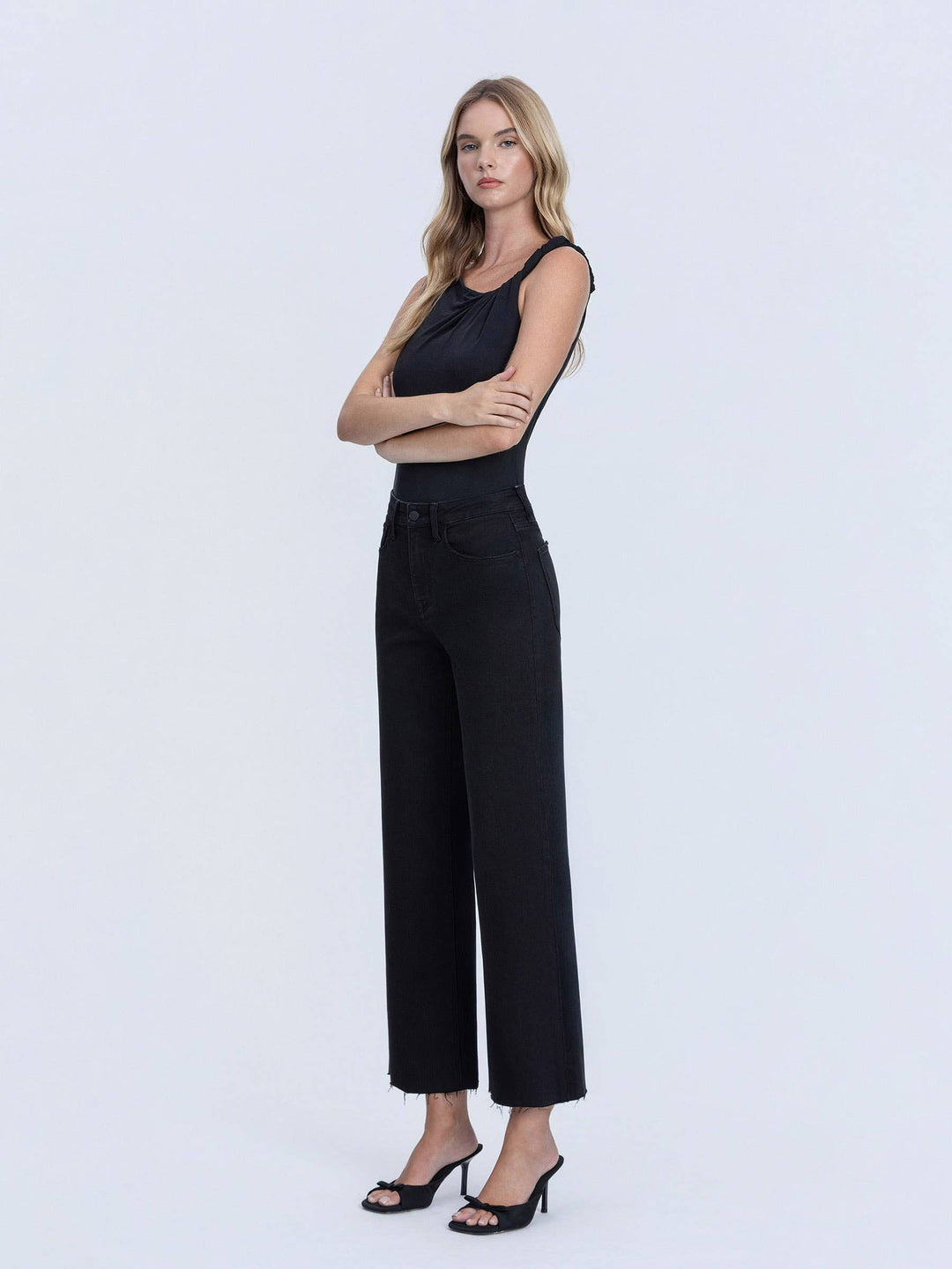HIGH RISE RAW HEM CROP JET BLACK WIDE LEG JEANS LV1220BK