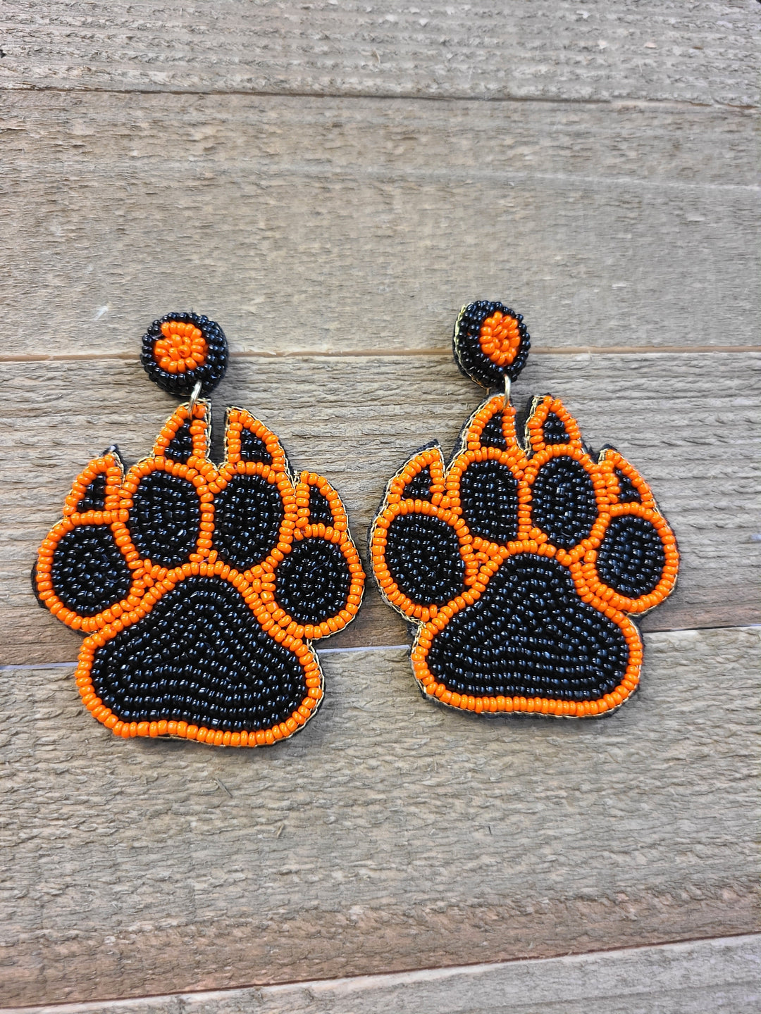 Tiger Paw Beaded Earring